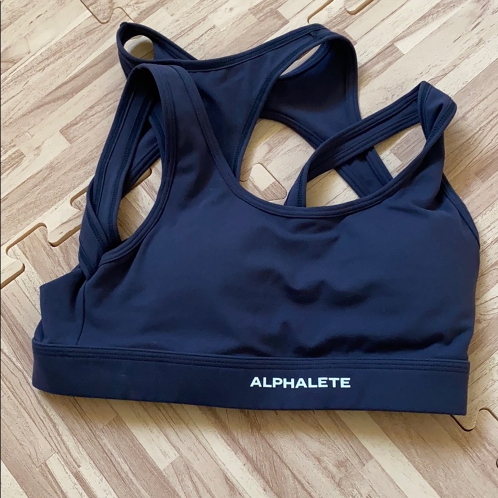 Alphalete Surface Keyhole Bra - XS - Charcoal Grey